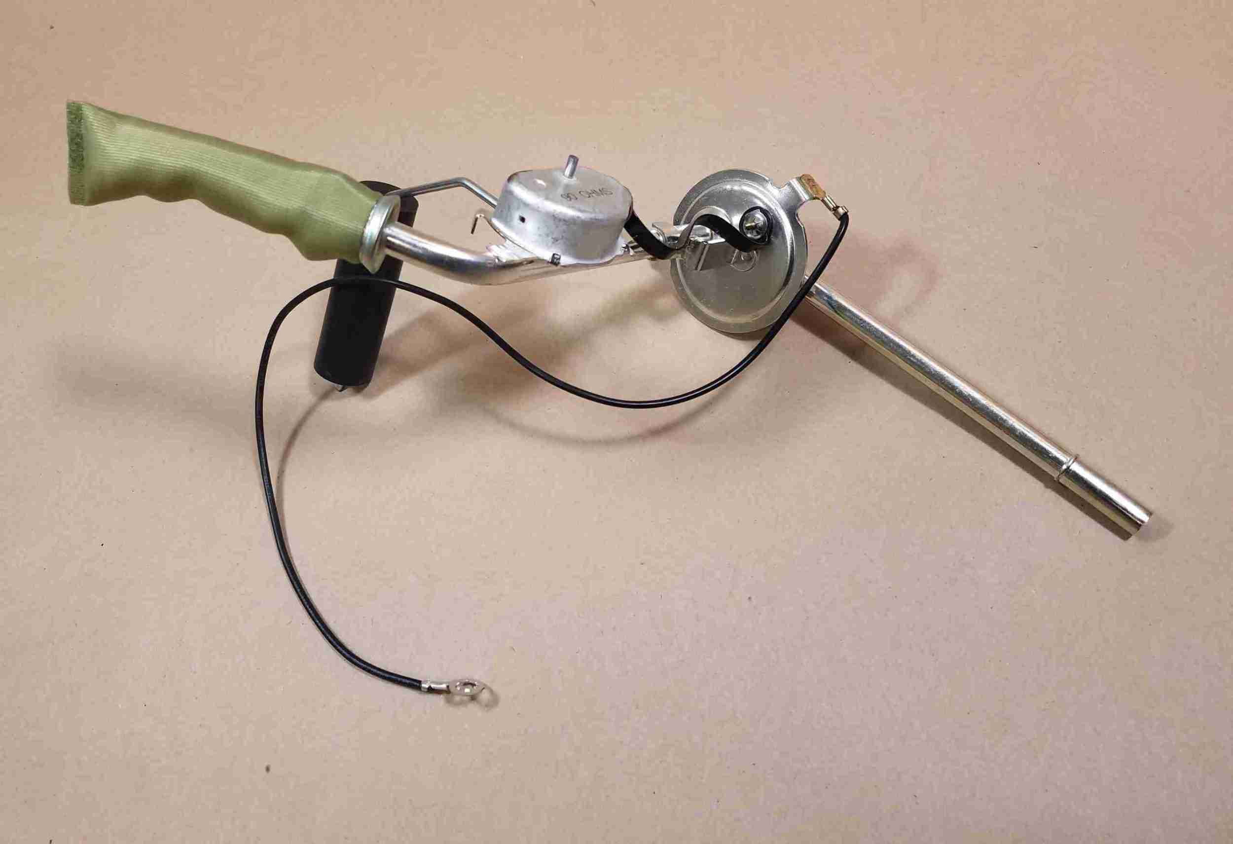 1968-70 Fuel Tank Sending Unit, one 3/8 line, 1968-70 T6 exc SW, 1968-69 T8 2bbl exc AC or SW, 1970 All T8 w/o vapor return exc SW DOES NOT FIT P/8 FULL SIZE CARS