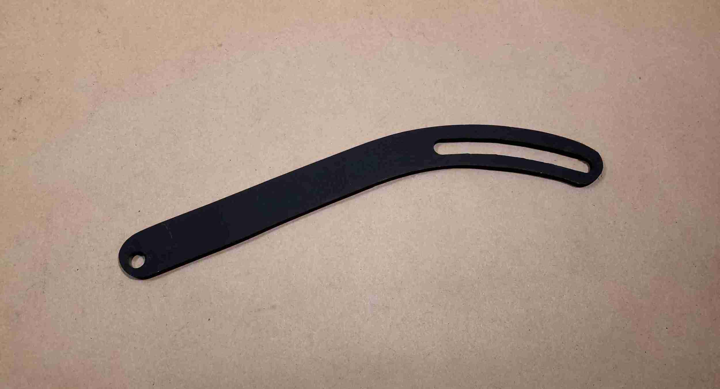 1965-66 V8 Front Alt Strap w/ PS