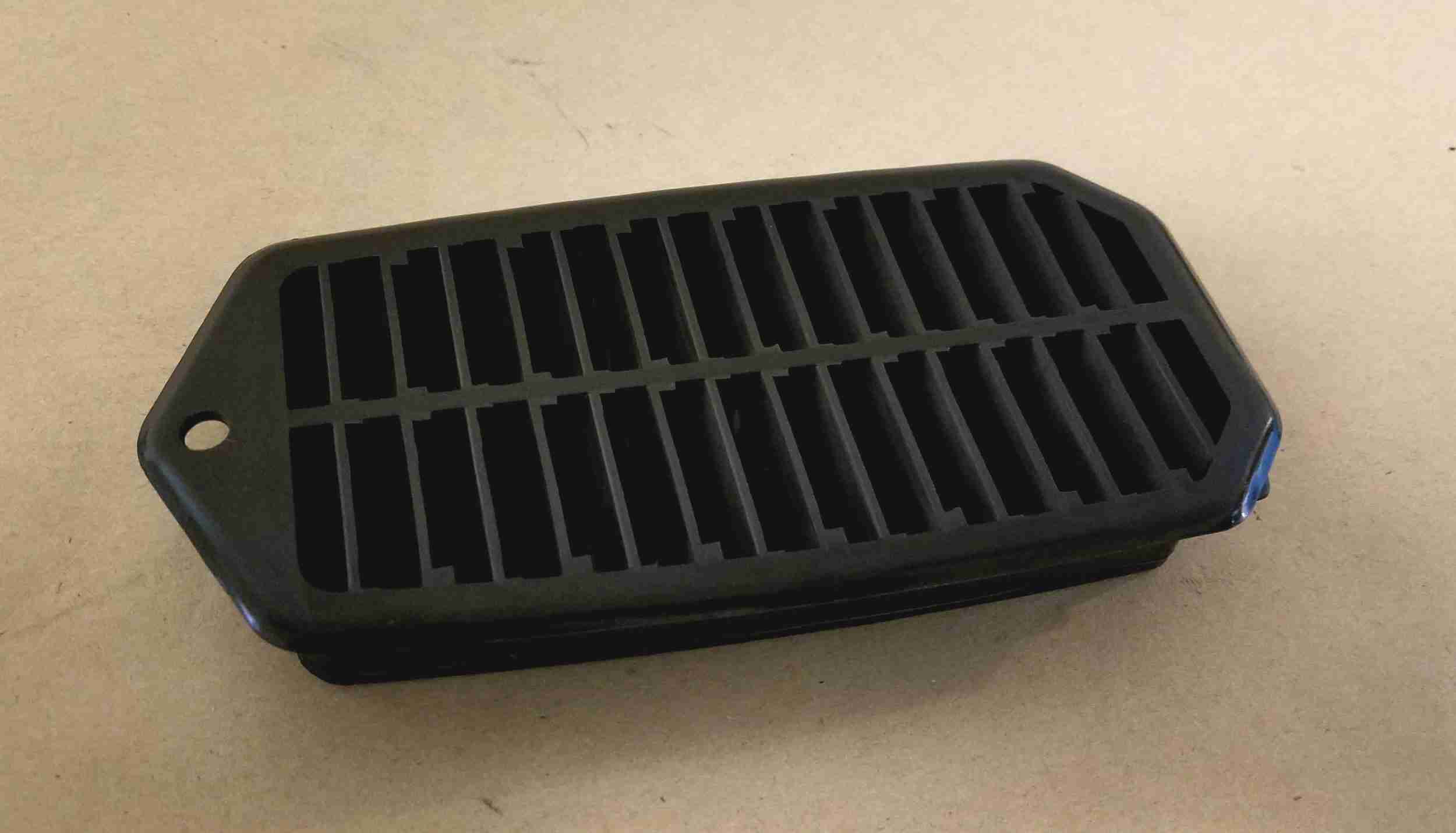 1969-72 Door Jamb Vent Grill Louver Valve, 1969 A&G 2dr, 1970-72 All G