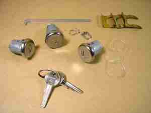 1967-68 F....Door and trunk lock set with original style key