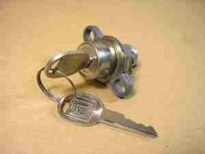 1969 F Trunk Lock with round head key