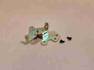 1957-58 Tri Power center carb throttle bracket